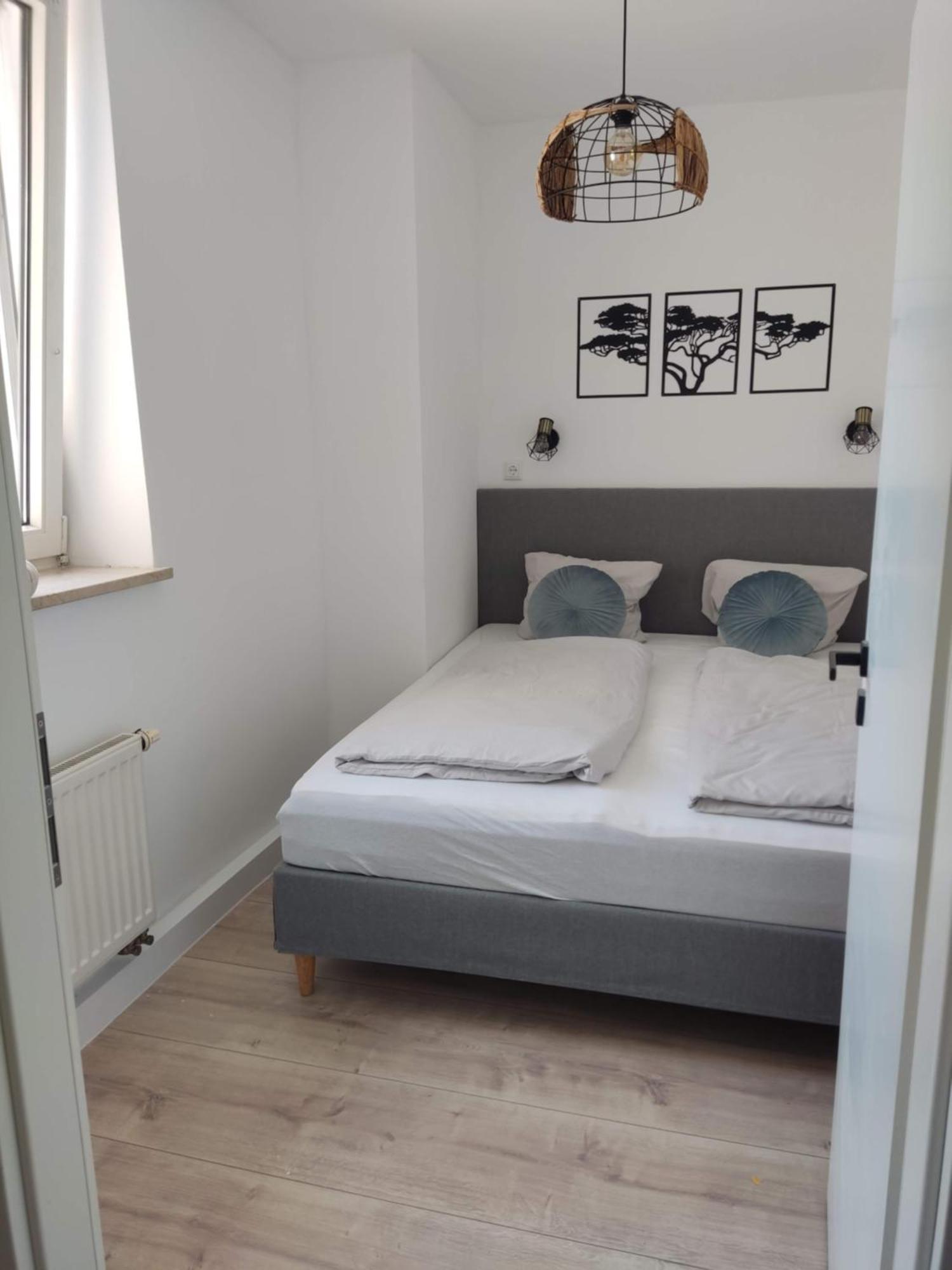 Ferienwohnung Enzian - Naehe Kapellplatz - Oeffentlicher Parkplatz - Aufzug Альтеттінґ Екстер'єр фото