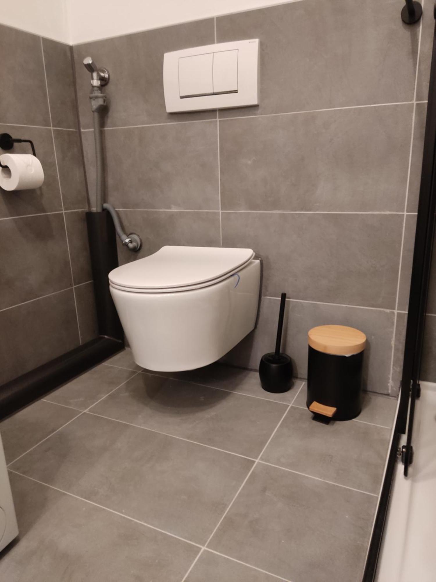 Ferienwohnung Enzian - Naehe Kapellplatz - Oeffentlicher Parkplatz - Aufzug Альтеттінґ Екстер'єр фото