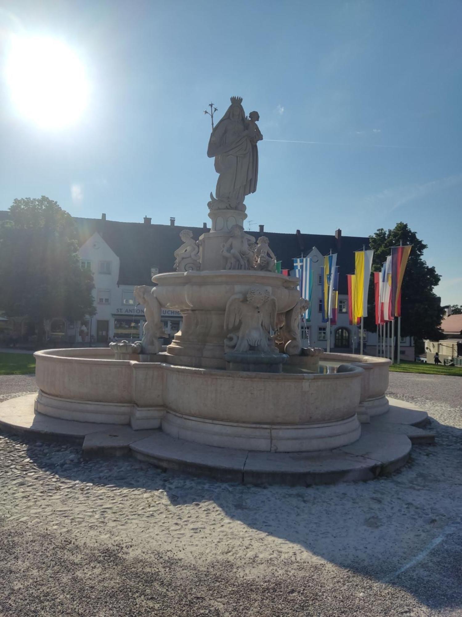 Ferienwohnung Enzian - Naehe Kapellplatz - Oeffentlicher Parkplatz - Aufzug Альтеттінґ Екстер'єр фото