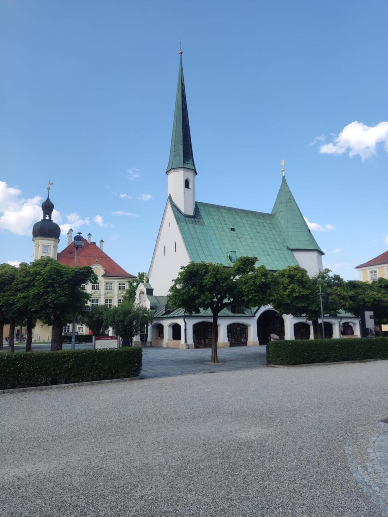 Ferienwohnung Enzian - Naehe Kapellplatz - Oeffentlicher Parkplatz - Aufzug Альтеттінґ Екстер'єр фото